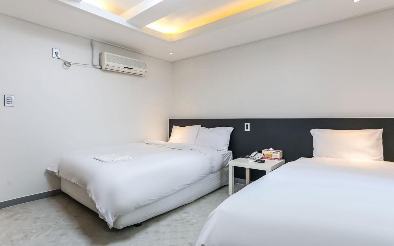 Mi Amor Motel Sokcho Exterior foto